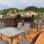 Guest house бялата къща Chakalarovo